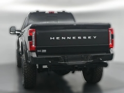 Ford Super Duty F-250 SRW LARIAT 4WD Crew Cab 6.75' Box 2026