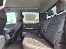 Ford Super Duty F-250 SRW LARIAT 4WD Crew Cab 6.75' Box 2026