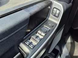 Ford Super Duty F-250 SRW LARIAT 4WD Crew Cab 6.75' Box 2026