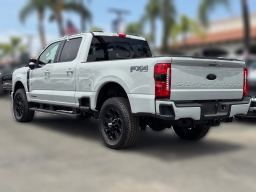 Ford Super Duty F-250 SRW LARIAT 4WD Crew Cab 6.75' Box 2026