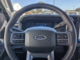 Ford Super Duty F-250 SRW LARIAT 4WD Crew Cab 6.75' Box 2026