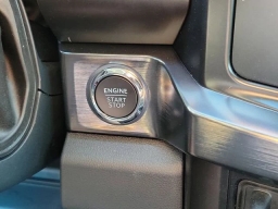 Ford Super Duty F-250 SRW LARIAT 4WD Crew Cab 6.75' Box 2026