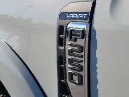Ford Super Duty F-250 SRW LARIAT 4WD Crew Cab 6.75' Box 2026