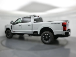 Ford Super Duty F-250 SRW Platinum 4WD Crew Cab 6.75' Box 2026