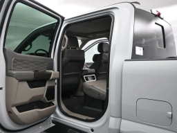 Ford Super Duty F-250 SRW Platinum 4WD Crew Cab 6.75' Box 2026