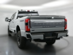 Ford Super Duty F-250 SRW Platinum 4WD Crew Cab 6.75' Box 2026