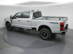Ford Super Duty F-250 SRW Platinum 4WD Crew Cab 6.75' Box 2026