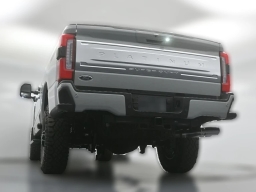 Ford Super Duty F-250 SRW Platinum 4WD Crew Cab 6.75' Box 2026