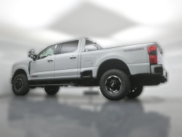 Ford Super Duty F-250 SRW Platinum 4WD Crew Cab 6.75' Box 2026