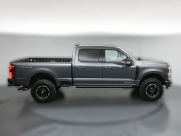 Ford Super Duty F-250 SRW Platinum 4WD Crew Cab 6.75' Box 2026