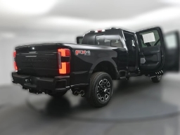 Ford Super Duty F-250 SRW Platinum 4WD Crew Cab 6.75' Box 2026