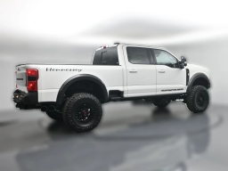Ford Super Duty F-250 SRW LARIAT 4WD Crew Cab 6.75' Box 2026