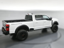 Ford Super Duty F-250 SRW LARIAT 4WD Crew Cab 6.75' Box 2026