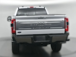 Ford Super Duty F-250 SRW King Ranch 4WD Crew Cab 6.75' Box 2026