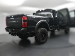 Ford Super Duty F-250 SRW LARIAT 4WD Crew Cab 6.75' Box 2026