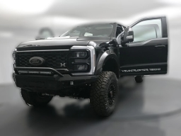 Ford Super Duty F-250 SRW LARIAT 4WD Crew Cab 6.75' Box 2026