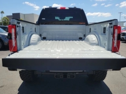Ford Super Duty F-250 SRW LARIAT 4WD Crew Cab 6.75' Box 2026