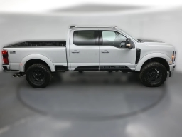 Ford Super Duty F-250 SRW LARIAT 4WD Crew Cab 6.75' Box 2026