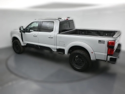 Ford Super Duty F-250 SRW LARIAT 4WD Crew Cab 6.75' Box 2026