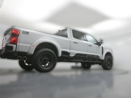 Ford Super Duty F-250 SRW LARIAT 4WD Crew Cab 6.75' Box 2026