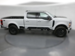 Ford Super Duty F-250 SRW LARIAT 4WD Crew Cab 6.75' Box 2026