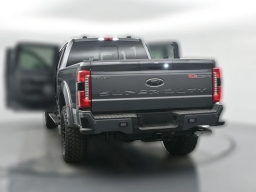 Ford Super Duty F-250 SRW LARIAT 4WD Crew Cab 6.75' Box 2026