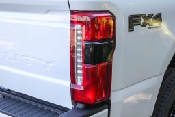 Ford Super Duty F-250 SRW LARIAT 4WD Crew Cab 6.75' Box 2026