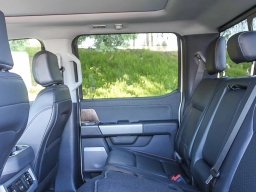 Ford Super Duty F-250 SRW LARIAT 4WD Crew Cab 6.75' Box 2026