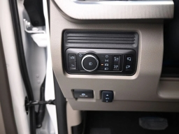 Ford Super Duty F-250 SRW Platinum 4WD Crew Cab 6.75' Box 2026