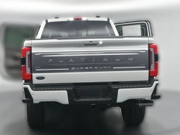 Ford Super Duty F-250 SRW Platinum 4WD Crew Cab 6.75' Box 2026