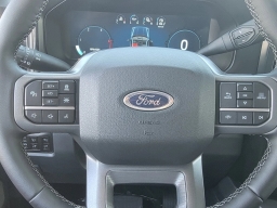 Ford Super Duty F-250 SRW LARIAT 4WD Crew Cab 6.75' Box 2026