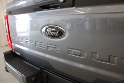 Ford Super Duty F-250 SRW LARIAT 4WD Crew Cab 6.75' Box 2026