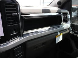 Ford Super Duty F-250 SRW Platinum 4WD Crew Cab 6.75' Box 2026