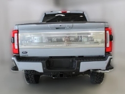 Ford Super Duty F-250 SRW Platinum 4WD Crew Cab 6.75' Box 2026