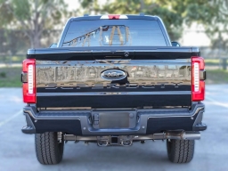 Ford Super Duty F-250 SRW LARIAT 4WD Crew Cab 6.75' Box 2026