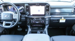Ford Super Duty F-250 SRW LARIAT 4WD Crew Cab 6.75' Box 2026
