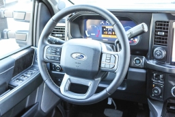 Ford Super Duty F-250 SRW LARIAT 4WD Crew Cab 6.75' Box 2026