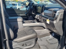 Ford Super Duty F-250 SRW LARIAT 4WD Crew Cab 6.75' Box 2026