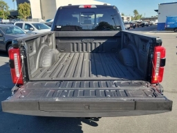Ford Super Duty F-250 SRW LARIAT 4WD Crew Cab 6.75' Box 2026