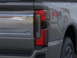 Ford Super Duty F-250 SRW Platinum 4WD Crew Cab 6.75' Box 2026