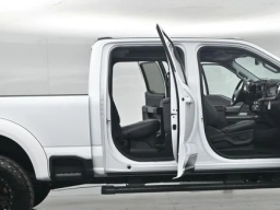 Ford Super Duty F-250 SRW LARIAT 4WD Crew Cab 6.75' Box 2026