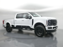 Ford Super Duty F-250 SRW LARIAT 4WD Crew Cab 6.75' Box 2026