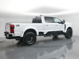 Ford Super Duty F-250 SRW LARIAT 4WD Crew Cab 6.75' Box 2026