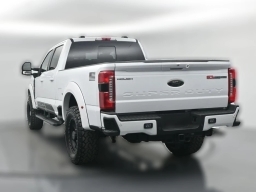 Ford Super Duty F-250 SRW LARIAT 4WD Crew Cab 6.75' Box 2026