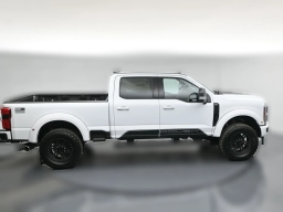 Ford Super Duty F-250 SRW LARIAT 4WD Crew Cab 6.75' Box 2026