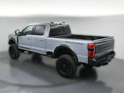 Ford Super Duty F-250 SRW LARIAT 4WD Crew Cab 6.75' Box 2026