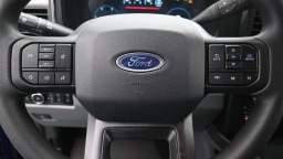 Ford Super Duty F-250 SRW XLT 4WD Crew Cab 6.75' Box 2026