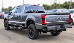 Ford Super Duty F-250 SRW LARIAT 4WD Crew Cab 6.75' Box 2026