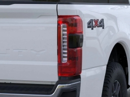Ford Super Duty F-250 SRW LARIAT 4WD Crew Cab 6.75' Box 2026