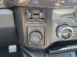 Ford Super Duty F-250 SRW LARIAT 4WD Crew Cab 6.75' Box 2026